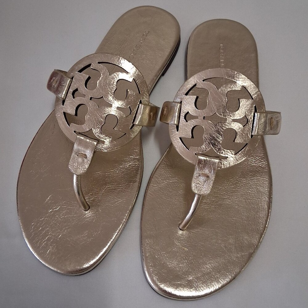 Tory Burch Thong Flip Flops – Spark Gold | Size 8.5M (US)